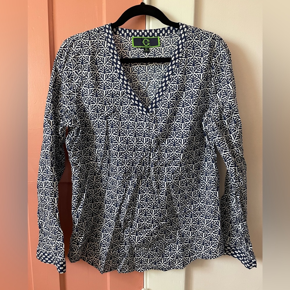 Navy and white block-print v-neck lightweight cotton top, C Wonder, size M